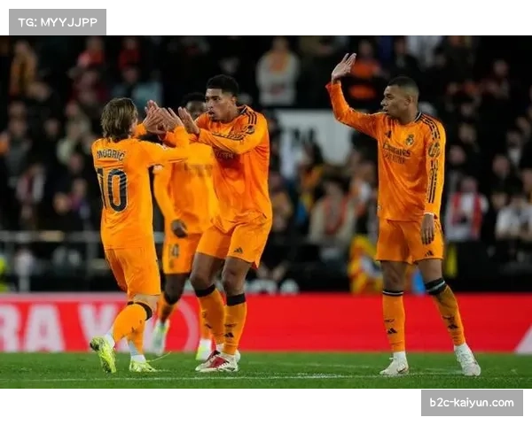 皇马主场四球大胜瓦伦西亚 姆巴佩双响巩固积分榜领先优势